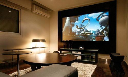 出租房家庭影院